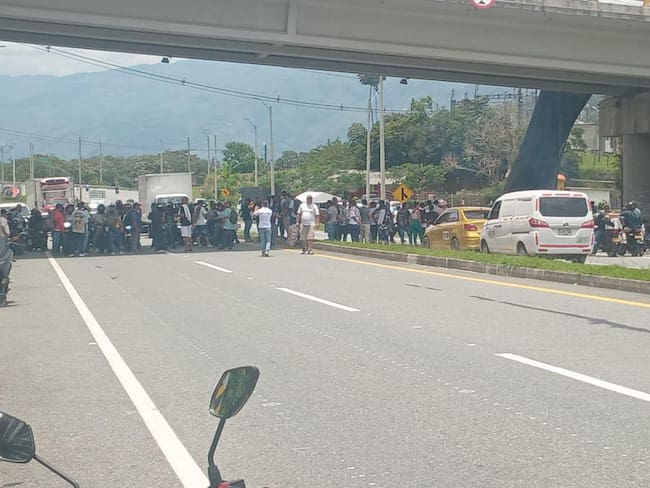 Protesta mineros en Porce- foto cortesía