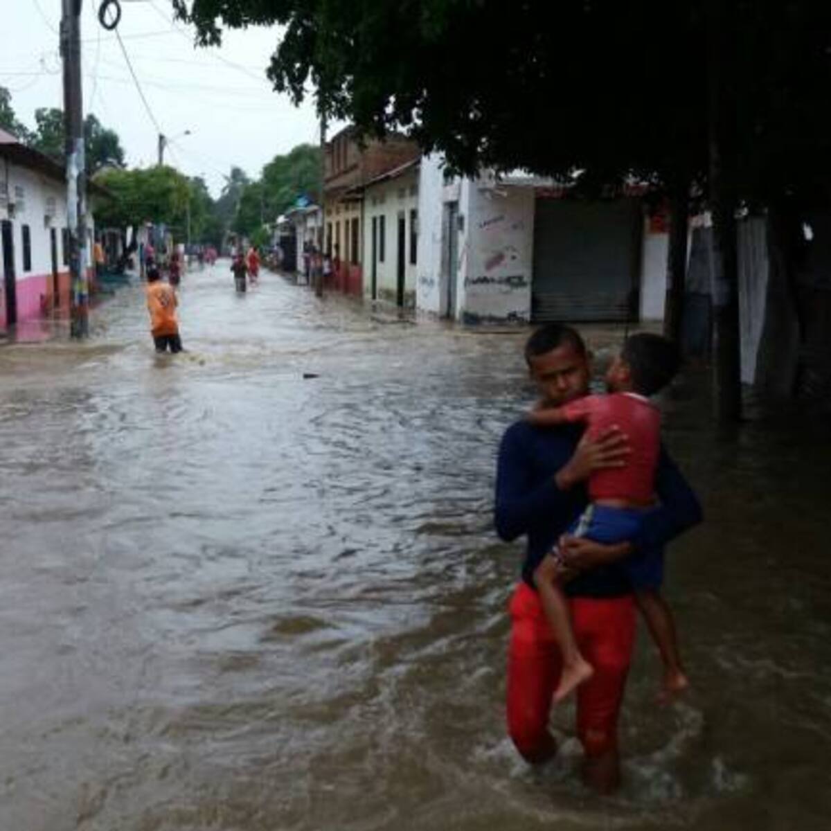 Fuertes vientos destecharon 15 viviendas en Villa Betel, Santa Marta