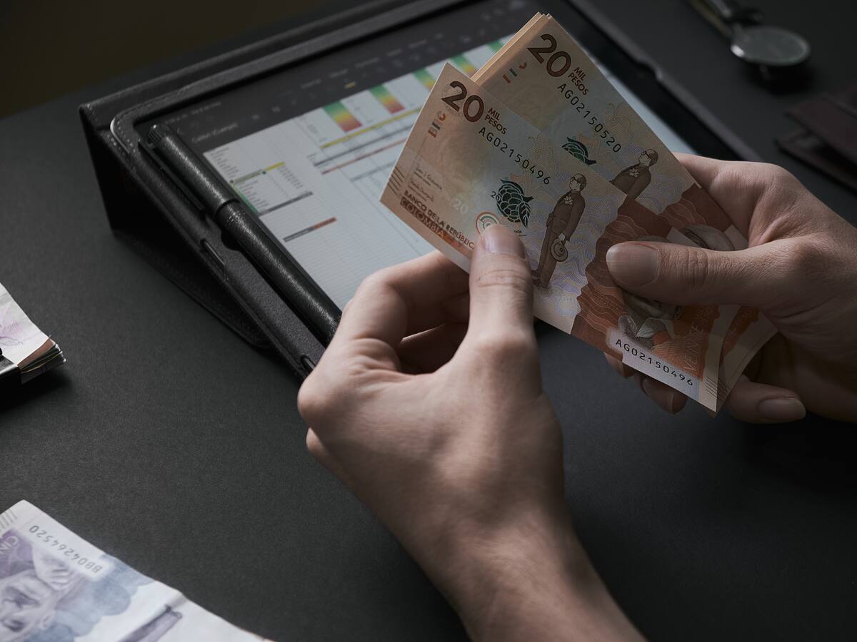 ¿Cuánto subiría el salario de los trabajadores que no ganan el mínimo?