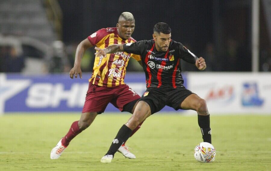 Deportes Tolima y Deportivo Pereira en Liga / Colprensa