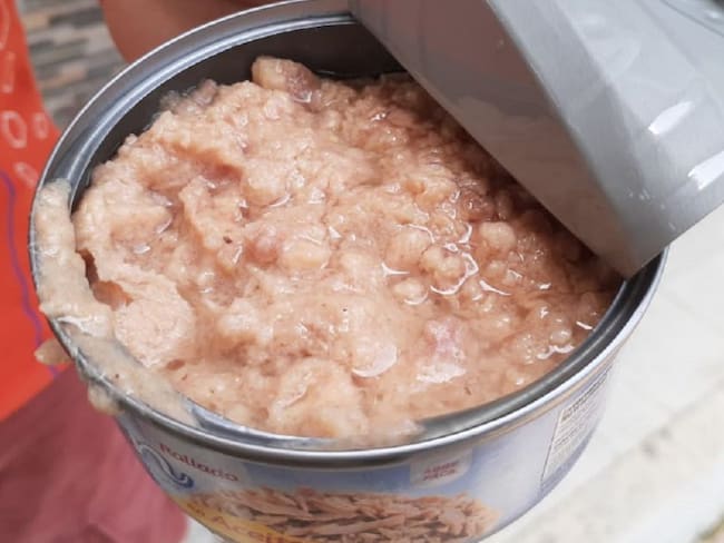 Denuncian mal estado de atún entregado por el PAE en Cartagena