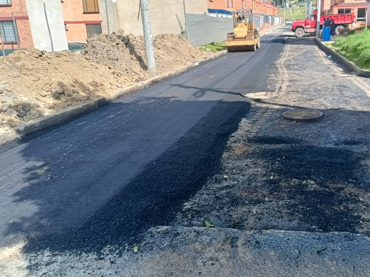 Arreglo de vías en Tunja avanza a pesar de los retos climáticos y administrativos