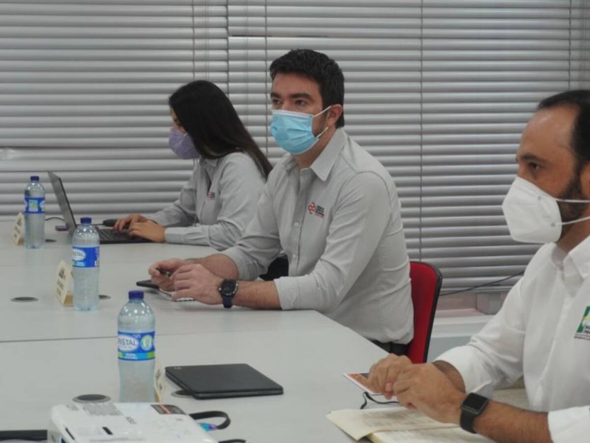 Demanda frenaría relevo en Cámara de Comercio