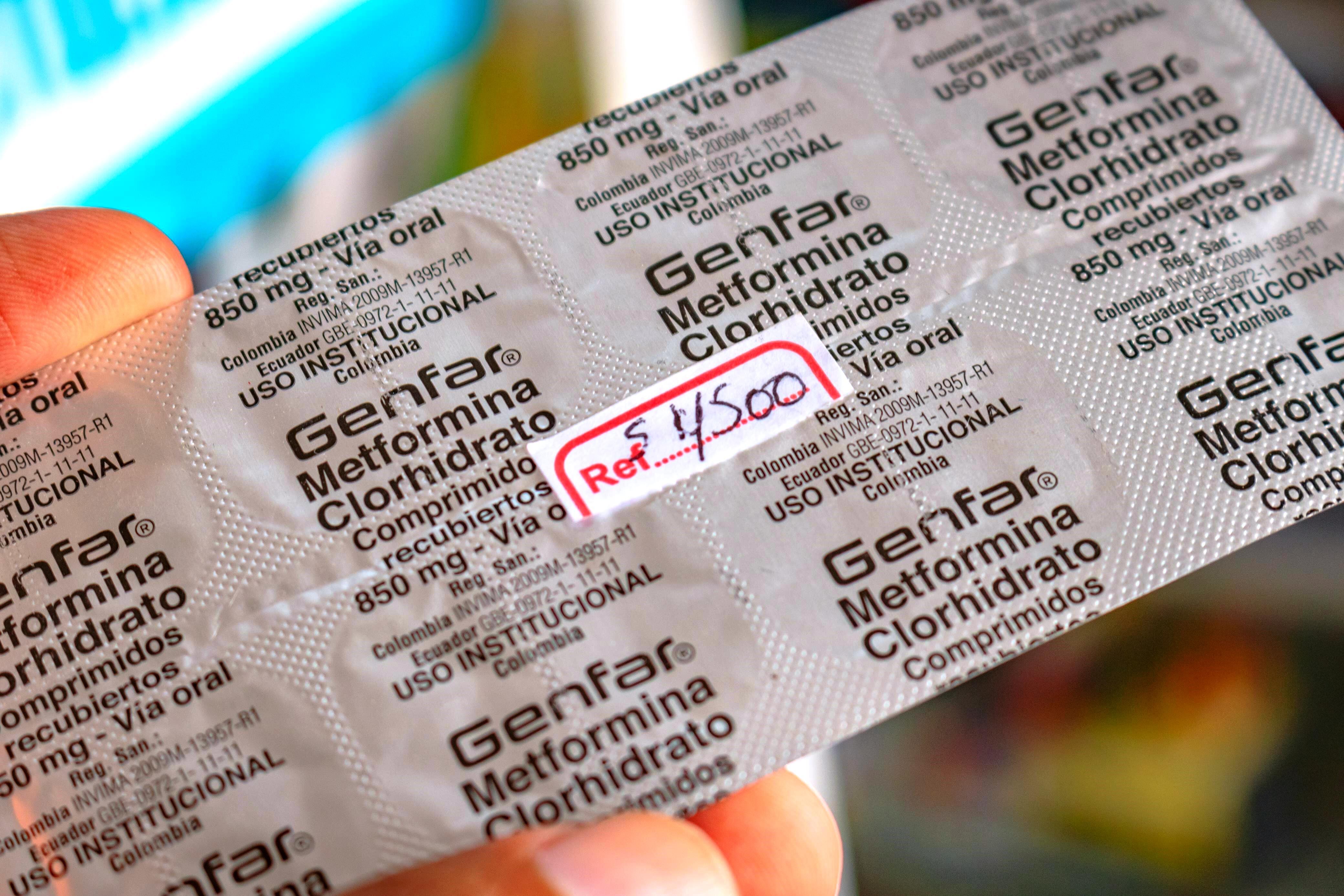 Dadis sancionó con suspensión de actividad a droguerías en Alcibia y El Carmelo