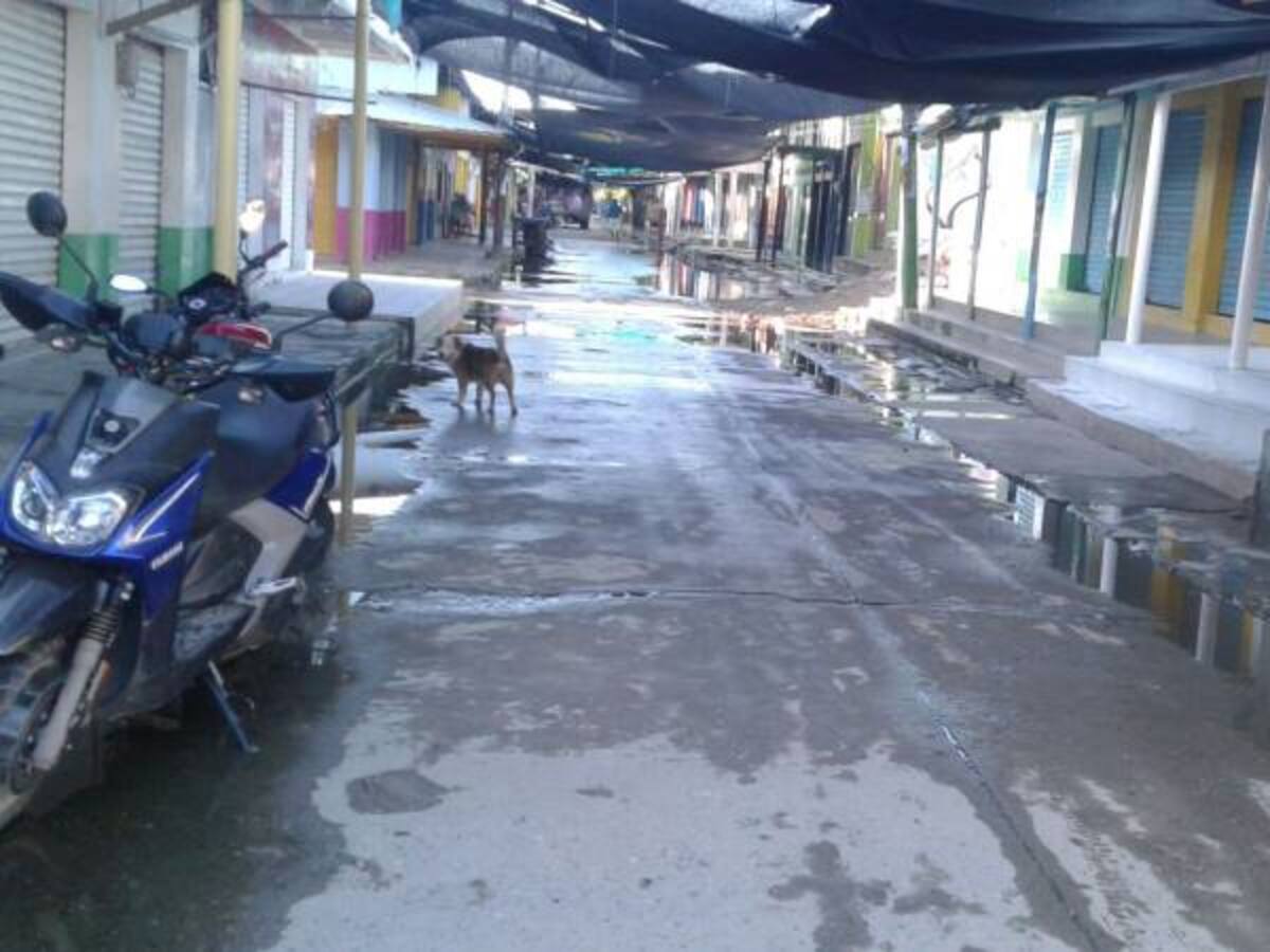 El comercio de Guaranda está semiparalizado por emergencia de Hidroituango