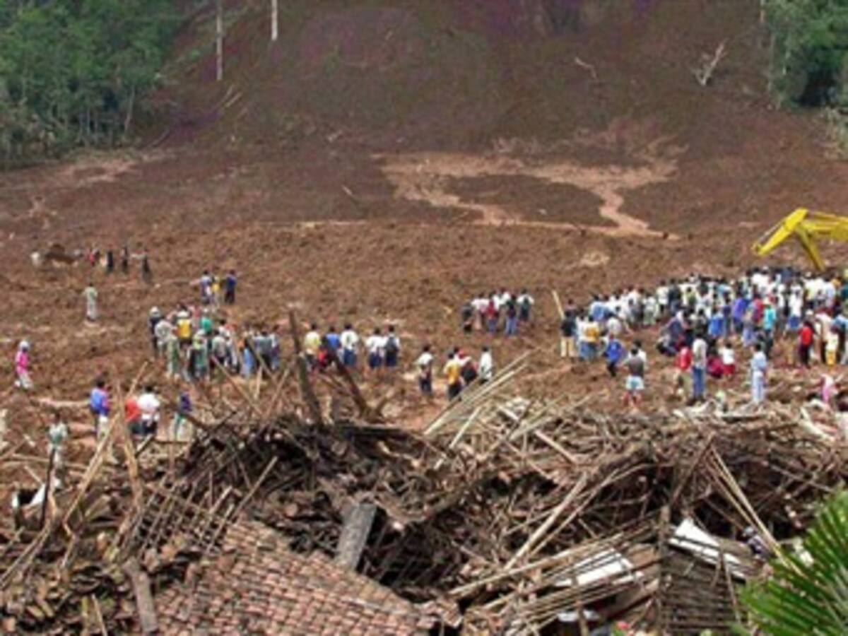 Dos muertos deja deslizamiento en zona rural de Marulanda, Caldas