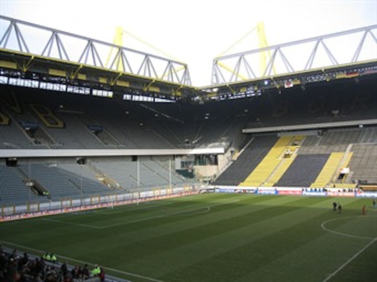 Policía frustra atentado en el estadio del Dortmund, según prensa alemana