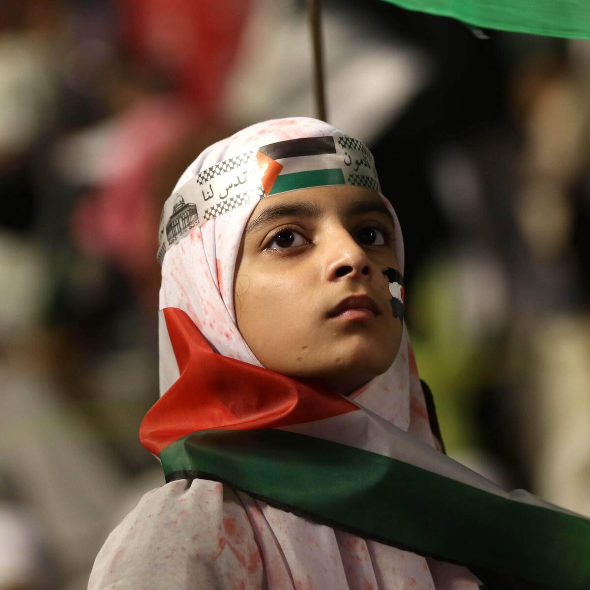 Médicos de Gaza salvan una bebé con una cesárea a su madre agonizante