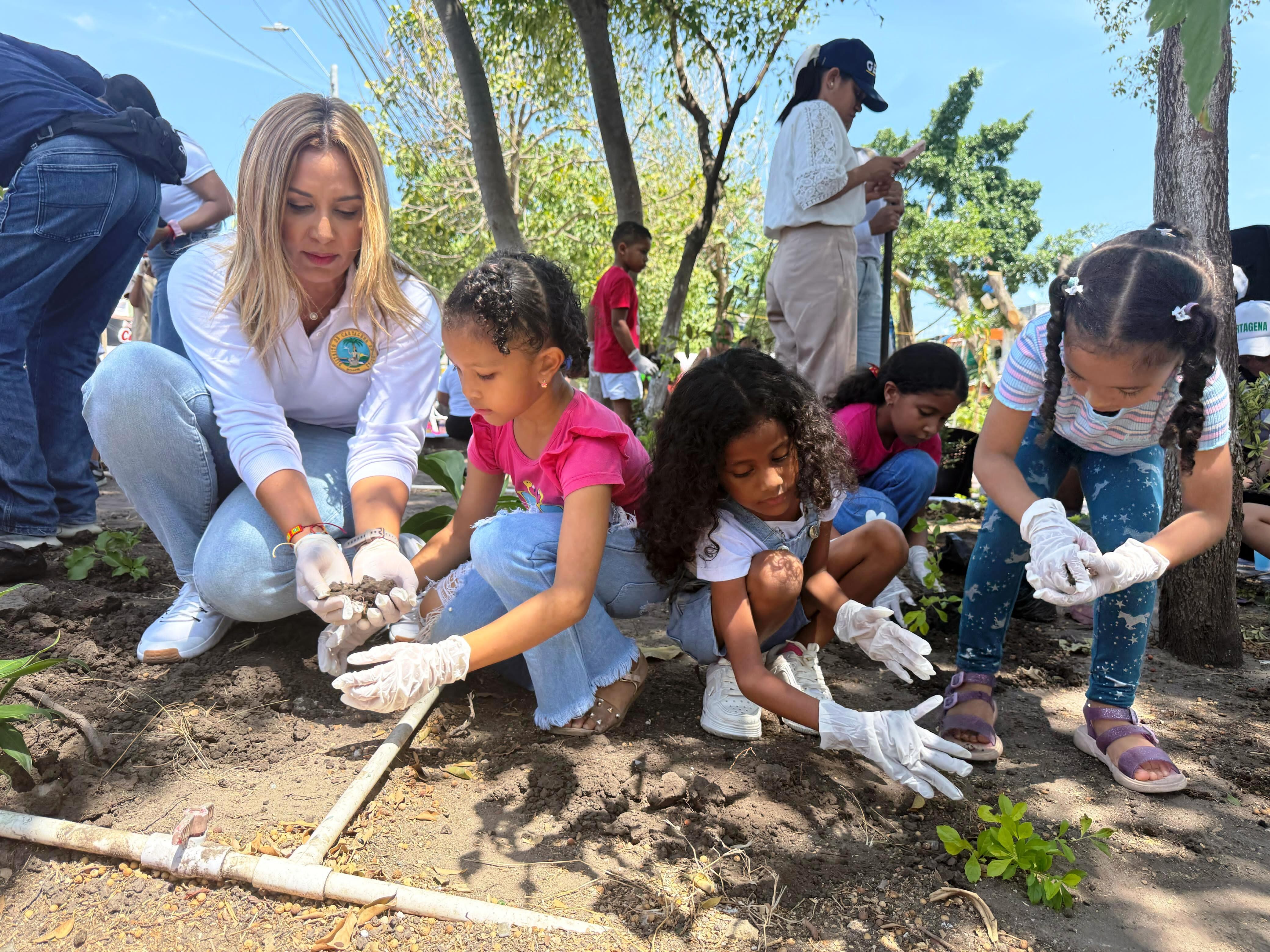 Chapacua recibe parque revitalizado de la mano de la GEPM, en el Mes de la Niñez