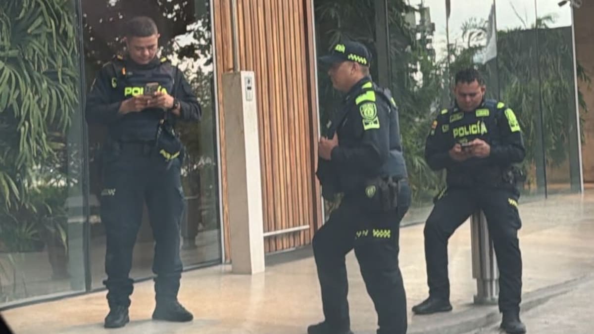 Se adelanta operativo de desalojo en el apartamento del candidato Santiago Botero: esto se sabe
