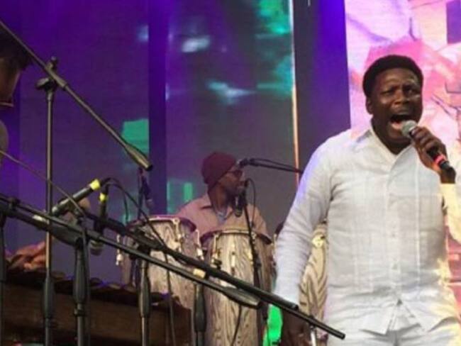 Serenata al oído con Absalon Sinisterra