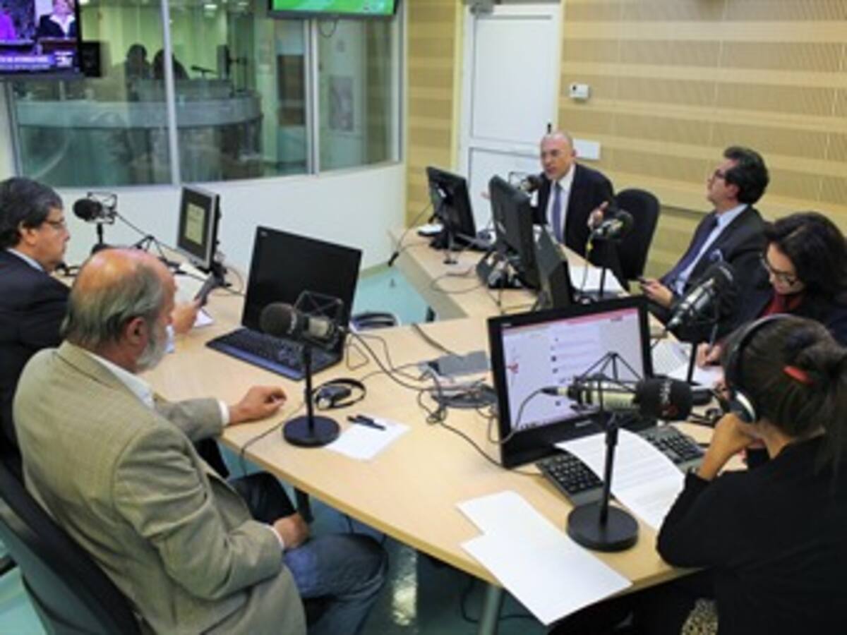Paz: uribismo propone alternativa distinta a la conexidad con narcotráfico