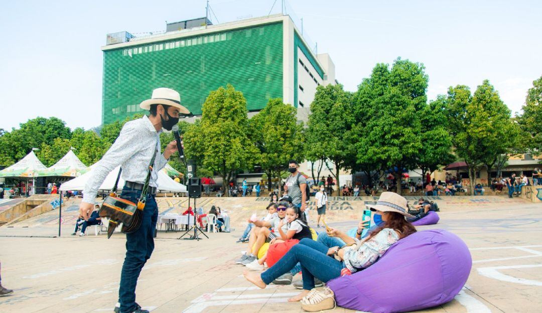 Mercados campesinos, música, teatro y cine hacen parte de la oferta cultural