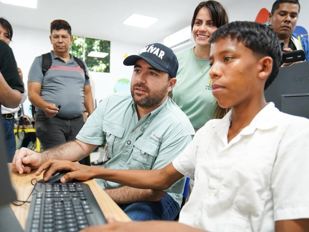 Bolívar inaugura su primera Colmena Digital en Mompox