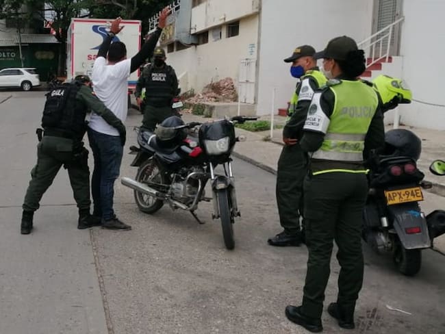 30 motos inmovilizadas en operativos del DATT y la Policía en Cartagena