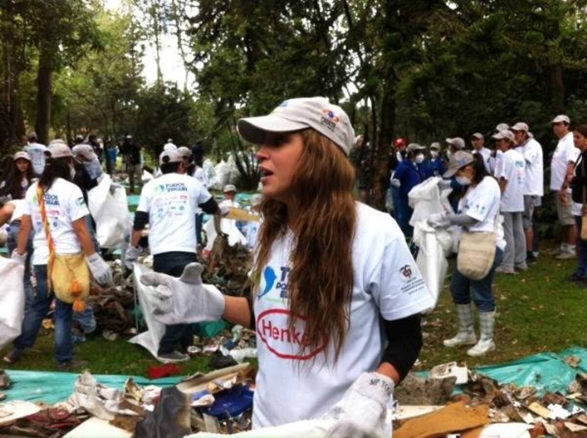 Valentia Lizcano colaboró con la causa.