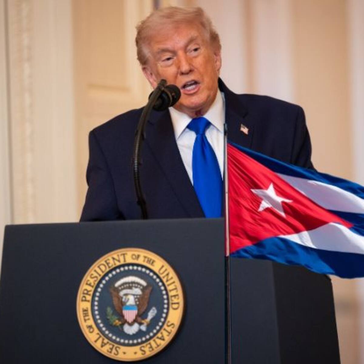 Trump insiste en mencionar una posible “toma de control amistosa de Cuba”