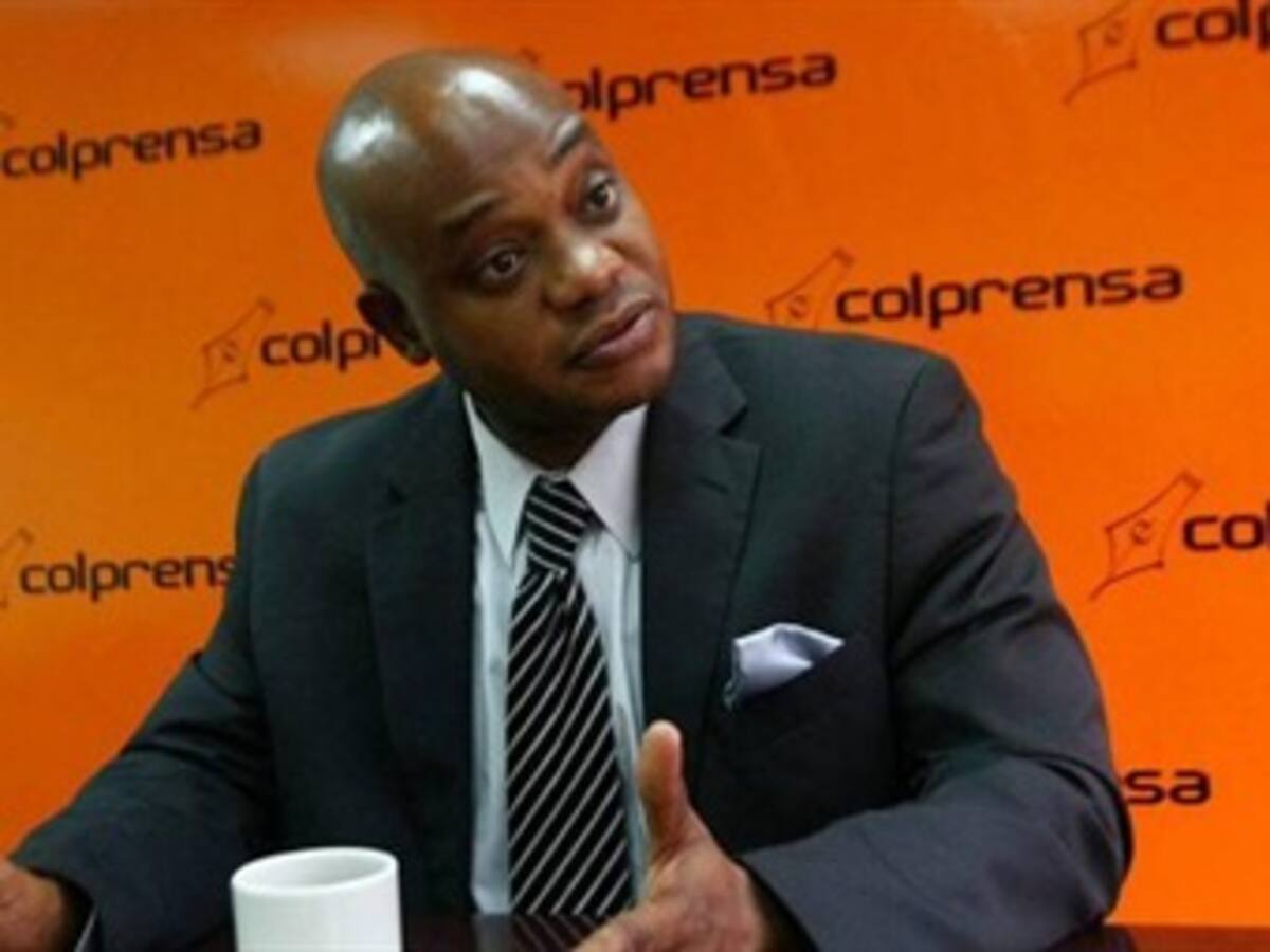 Llamado de atención a exgobernador de Chocó por no acatar fallo que lo sacó del cargo