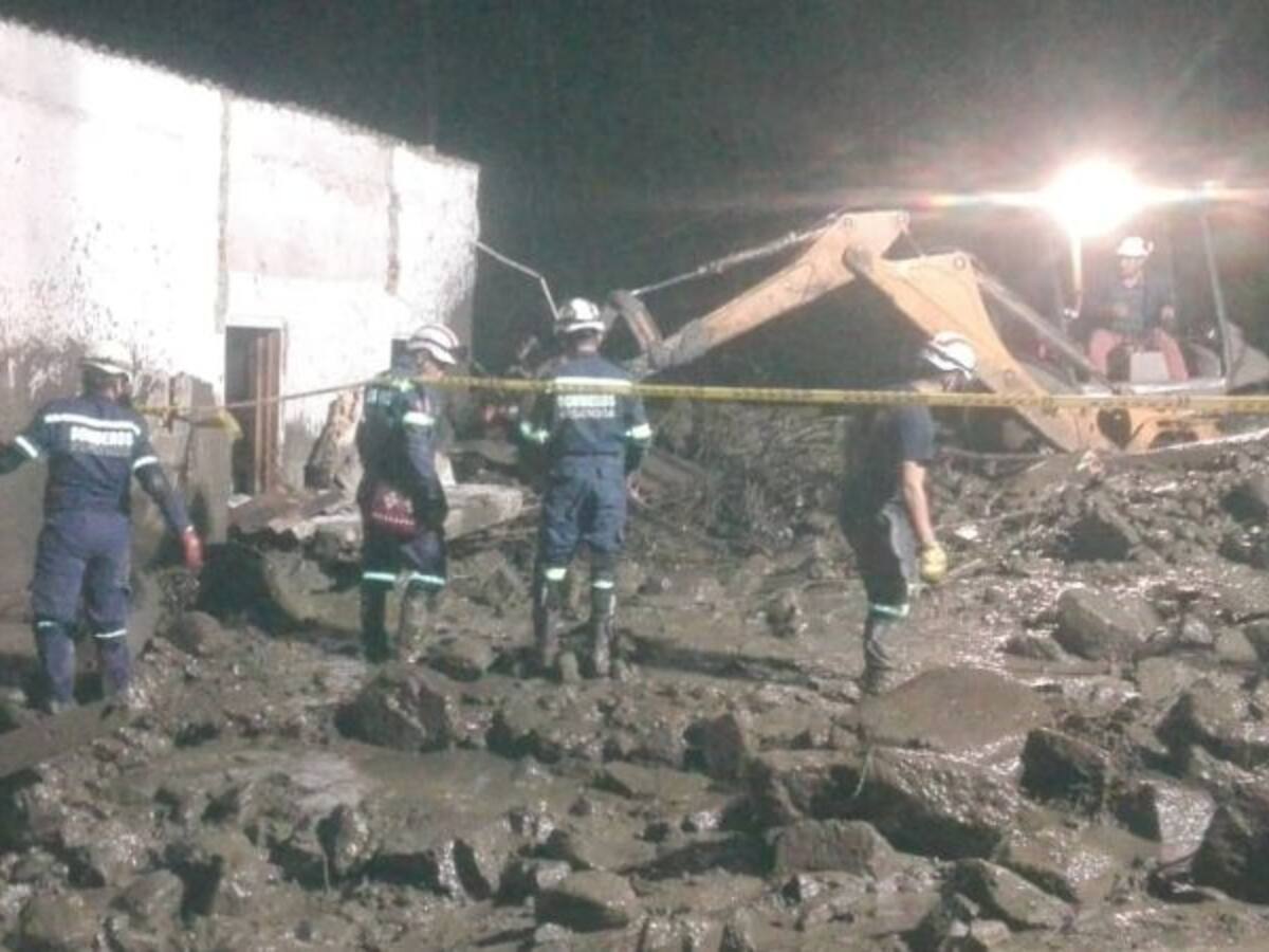 Un muerto por desbordamiento de quebrada en Cundinamarca