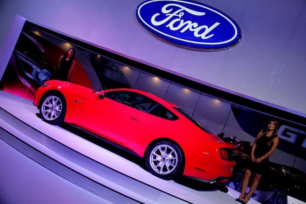 Los amantes de los automóviles se dan cita en Corferias donde se exhiben más de 1000 vehículos con  modelos recientes de las más reconocidas marcas de automóviles a nivel mundial.