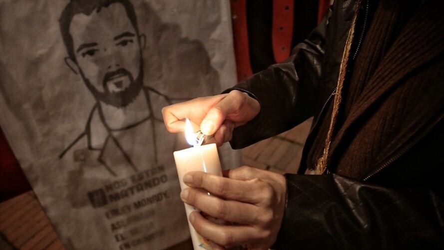 El documento, llamado “Todos los nombres, todos los rostros”, reúne los nombres de todos los asesinados. Foto: Colprensa