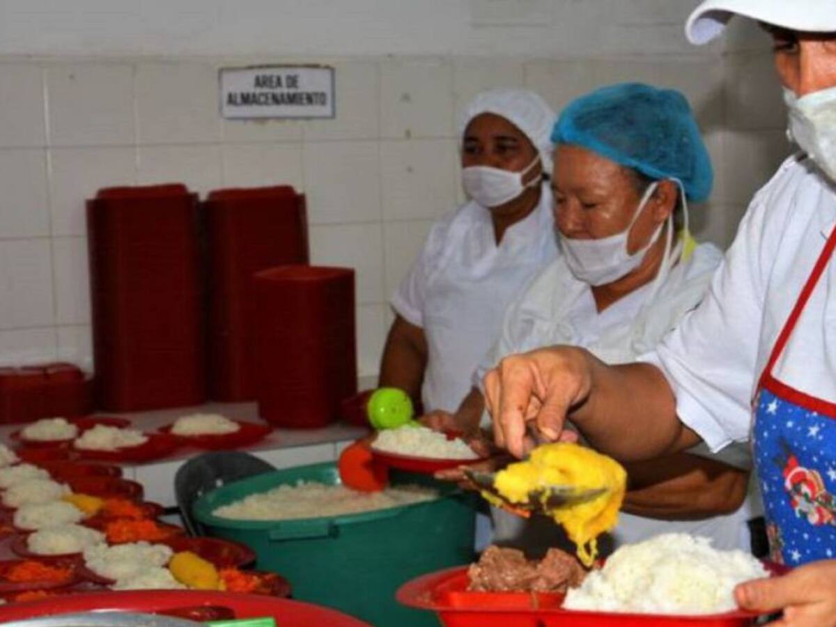 Manipuladoras de alimentos en Quindío denuncian retrasos en pagos