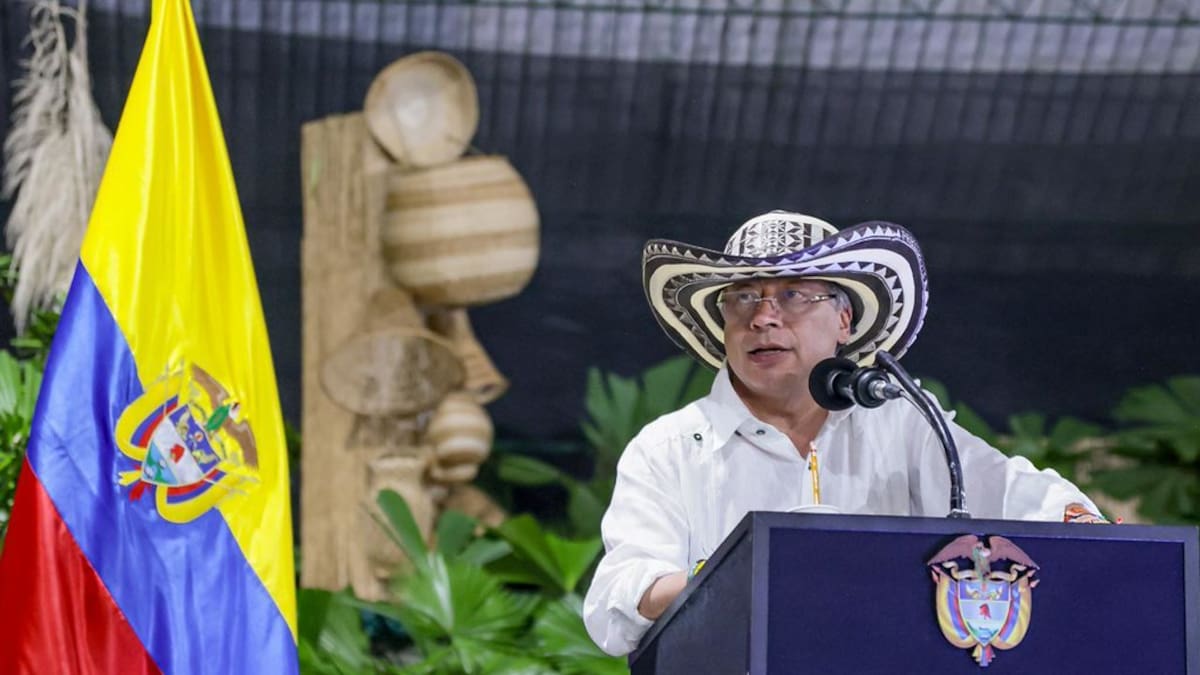 Petro denuncia presuntos casos de acaparamiento de tierras por parte de congresistas en Córdoba