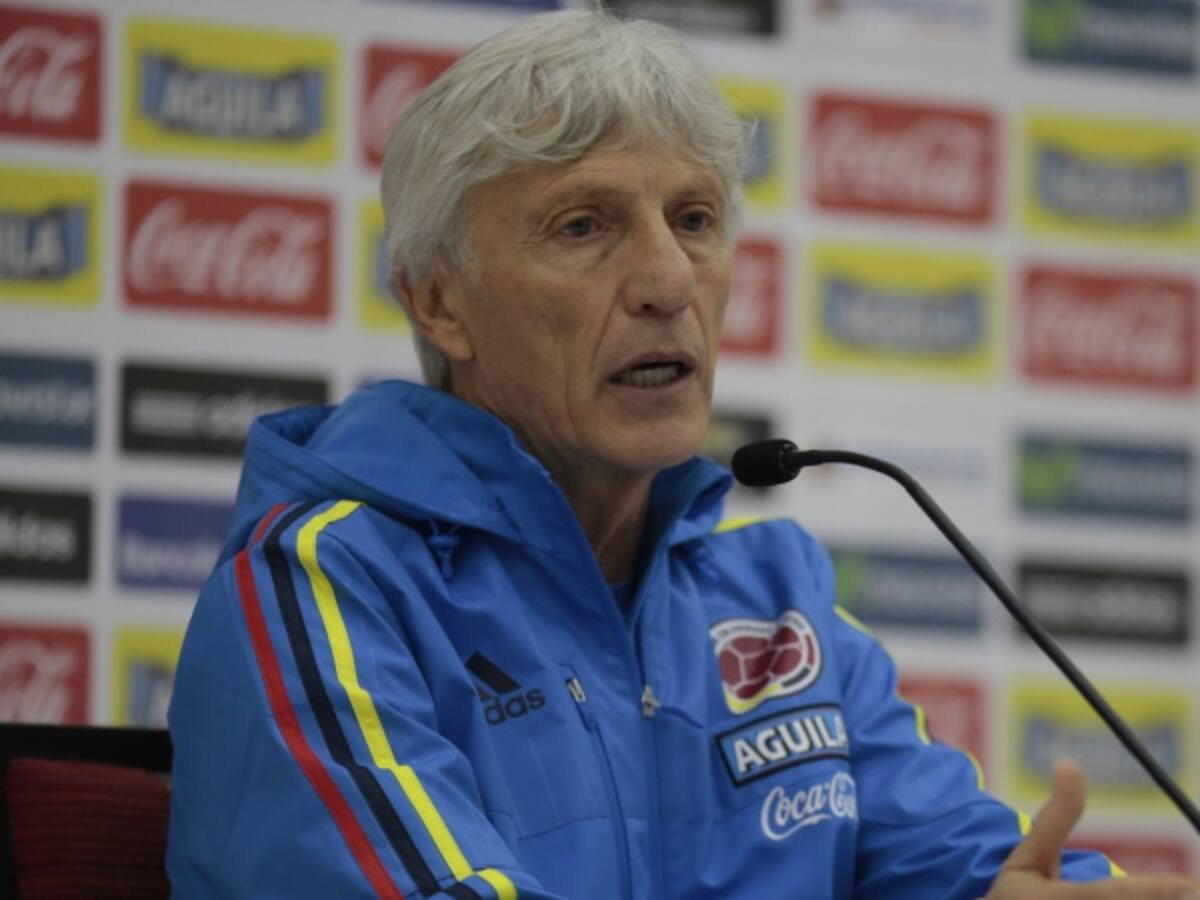 Pékerman ofrece rueda de prensa previo al último entrenamiento