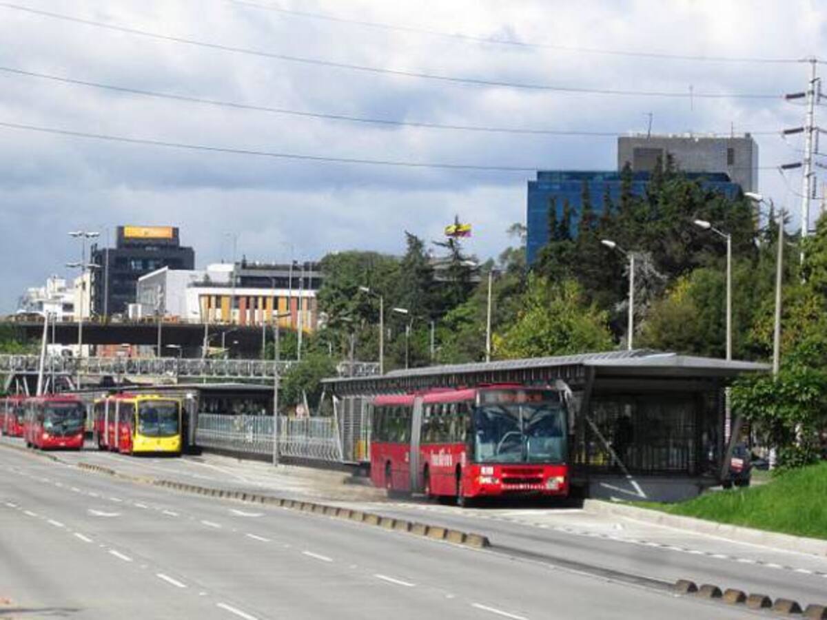 Juez absuelve a Cemex por daño de losas de Transmilenio en Autopista Norte Bogotá