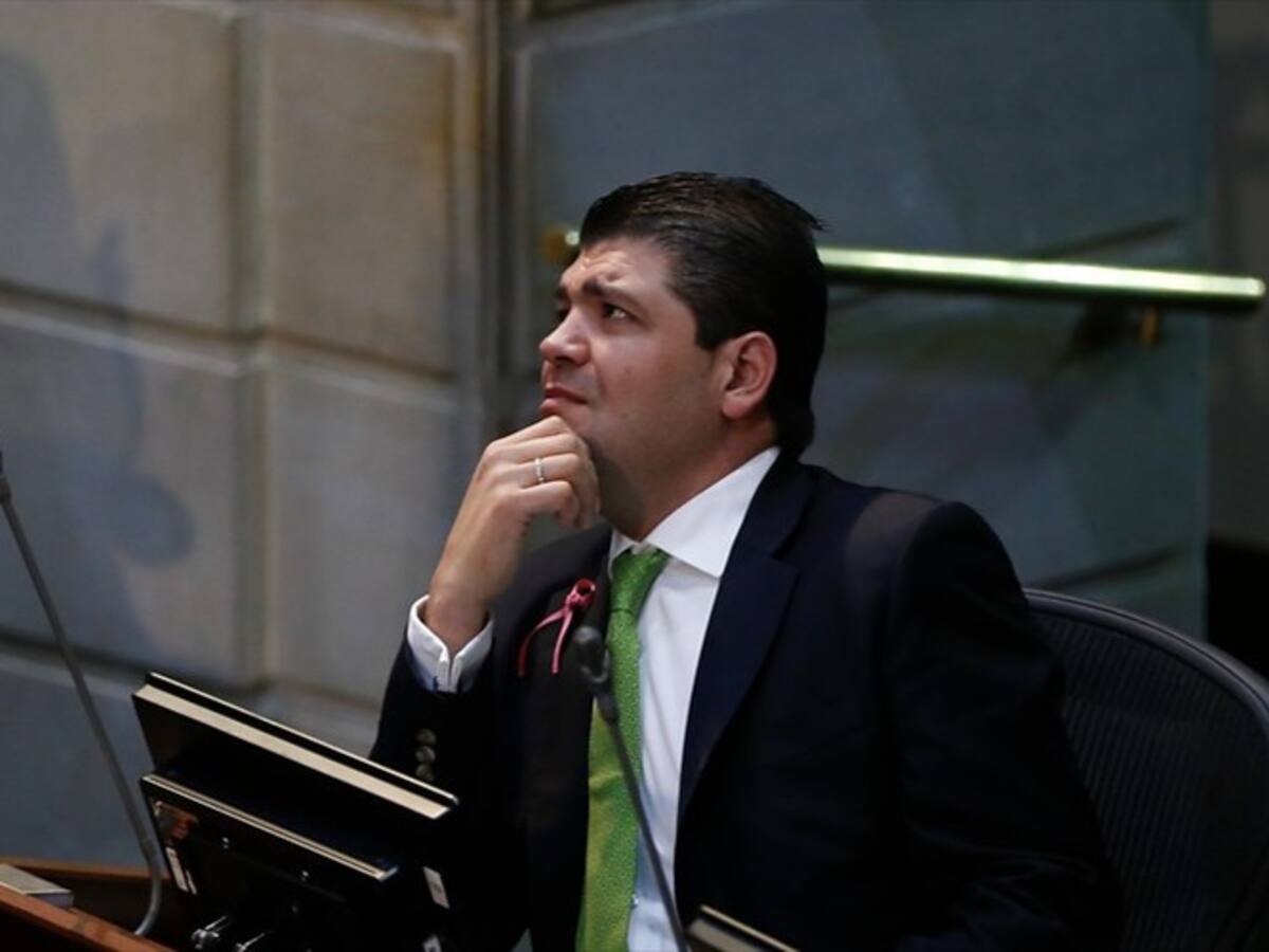 Reiteramos este proyecto para evitar la criminalización de la protesta: Juan Gómez