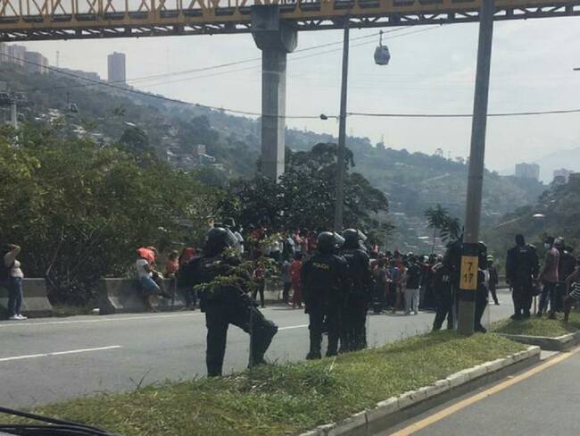 En Robledo, sus habitantes protestaron y piden ayudas alimenticias