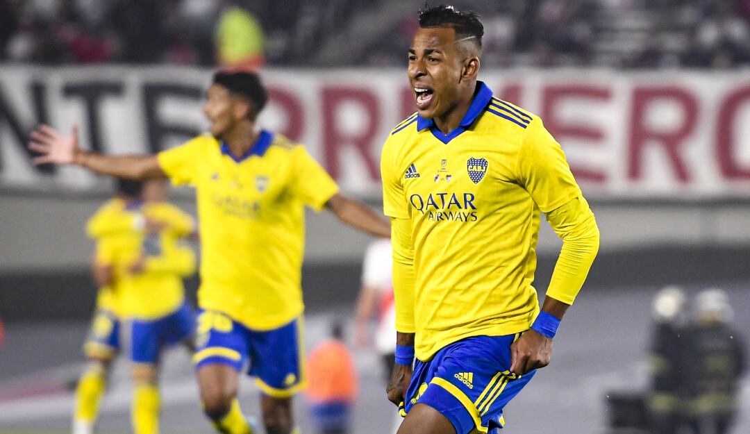 Sebastián Villa viene de marcar el gol de la victoria de Boca Juniors en el Superclásico.