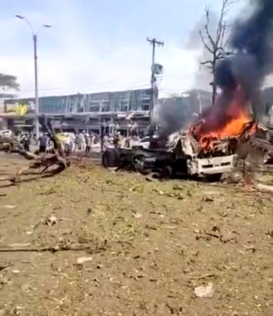 Más de una docena de muertos y decenas de heridos