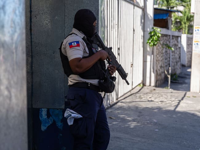 Policía en Haití. I Foto: Guerinault Louis/Anadolu via Getty Images.