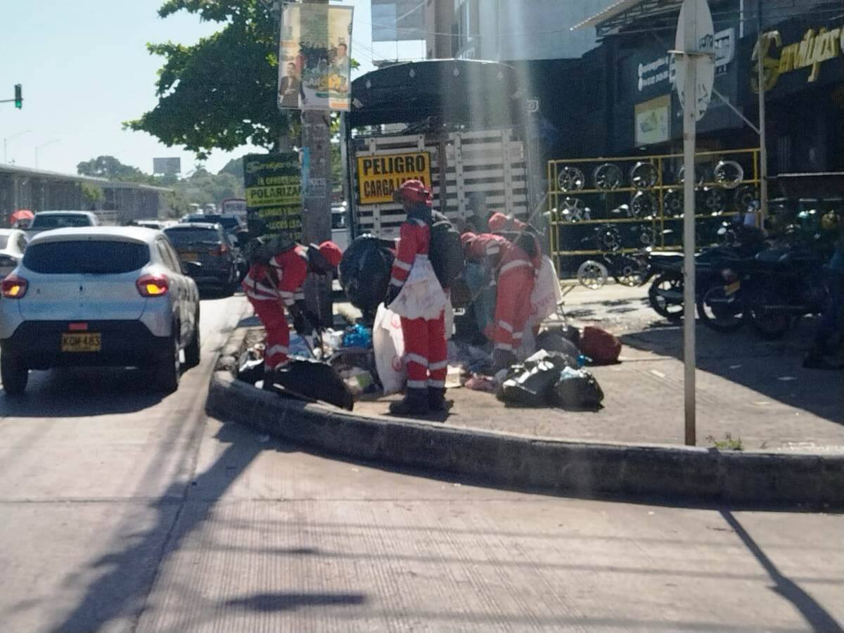 Veolia se toma las avenidas principales de Cartagena con limpieza integral