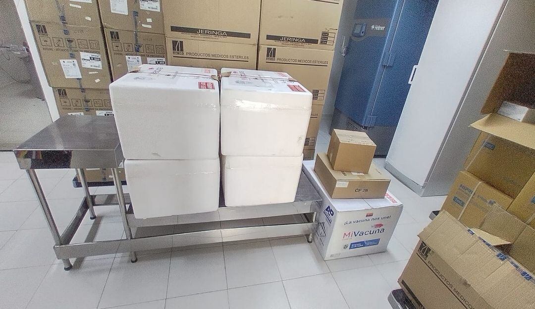 Llegada de vacunas Pfizer a Huila para vacunación de adolescentes.
