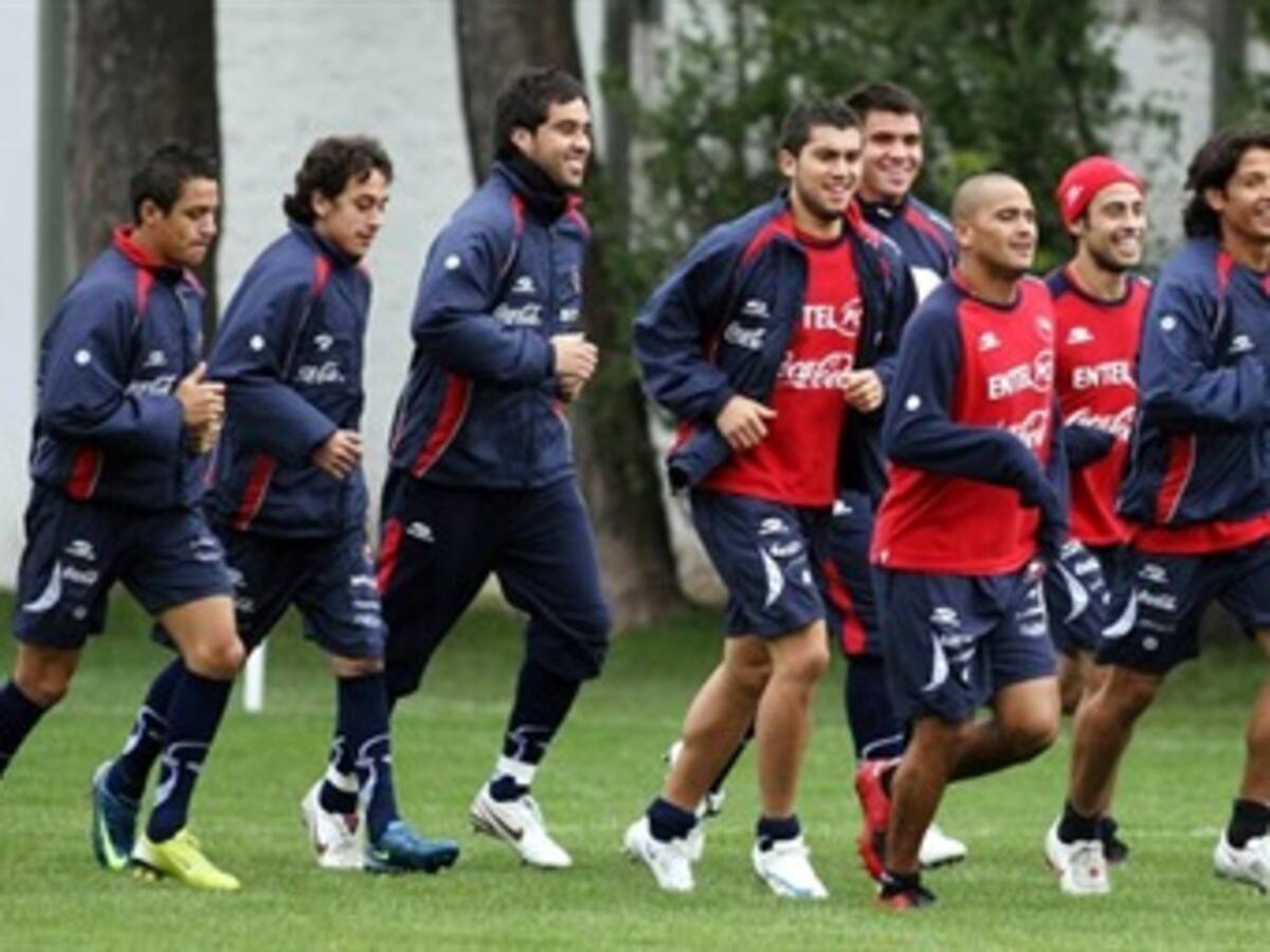 Chile completó su nomina para los juegos ante Colombia y Ecuador