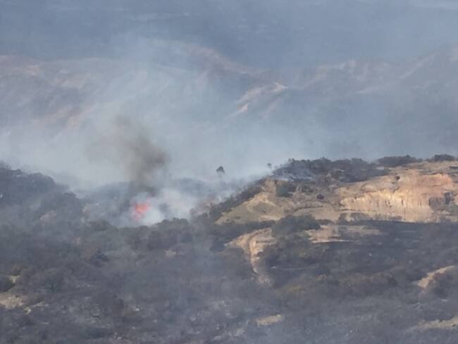 En Ráquira y Samacá sigue activo un incendio forestal de grandes proporciones