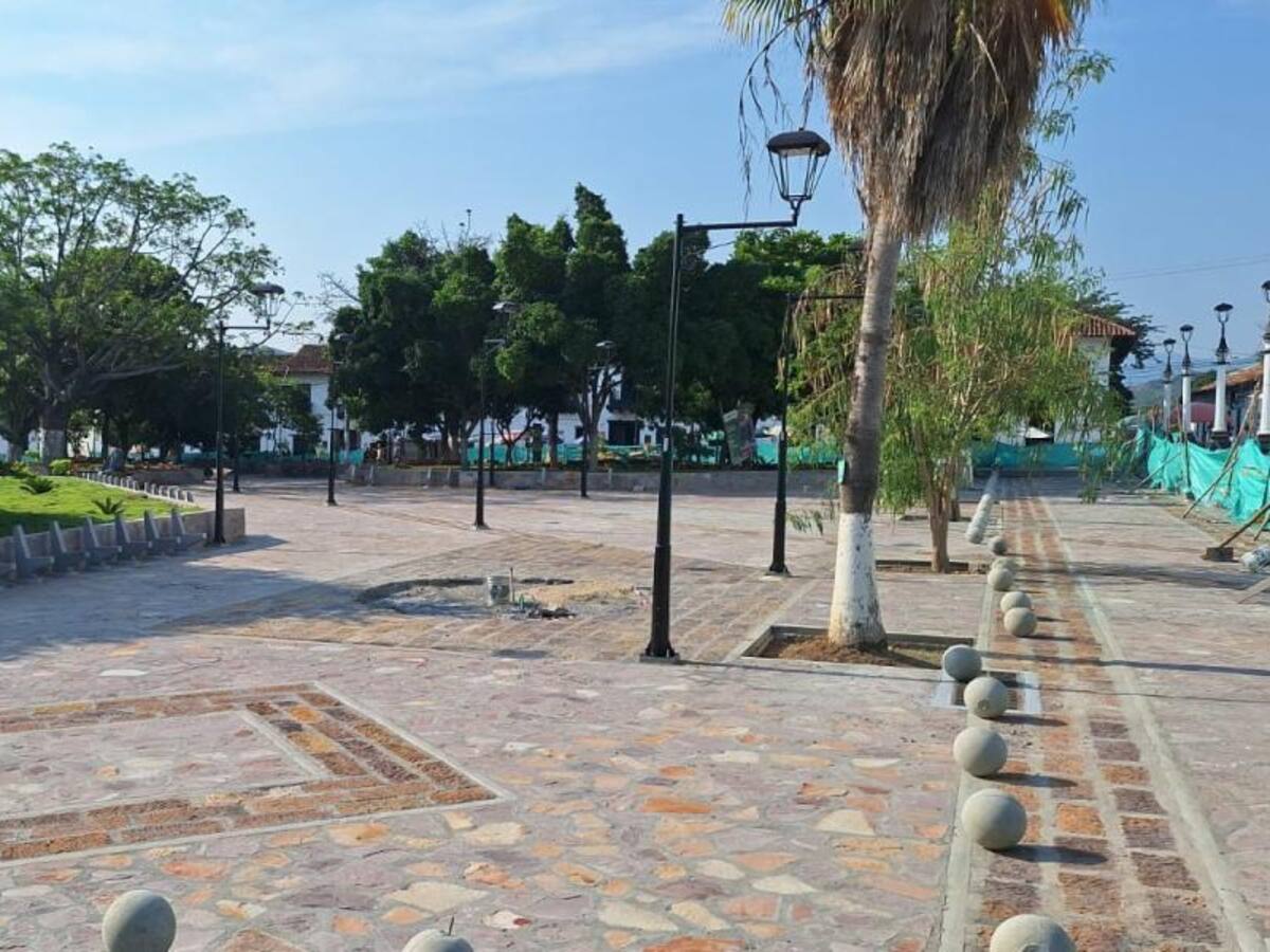 En Semana Santa estrenaron el parque de Girón y cuatro meses denuncian fallas