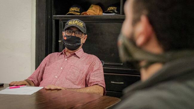 Abraham Dau, hijo del mandatario, hizo presencia en la protesta de los restaurantes y gastrobares para exigir flexibilización de la medida
