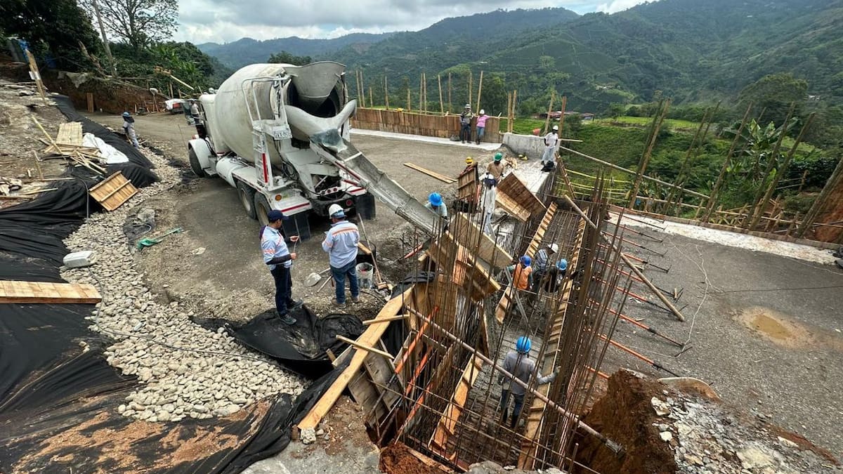 Habilitada la vía que conecta a los municipios de Balboa y La Celia en Risaralda