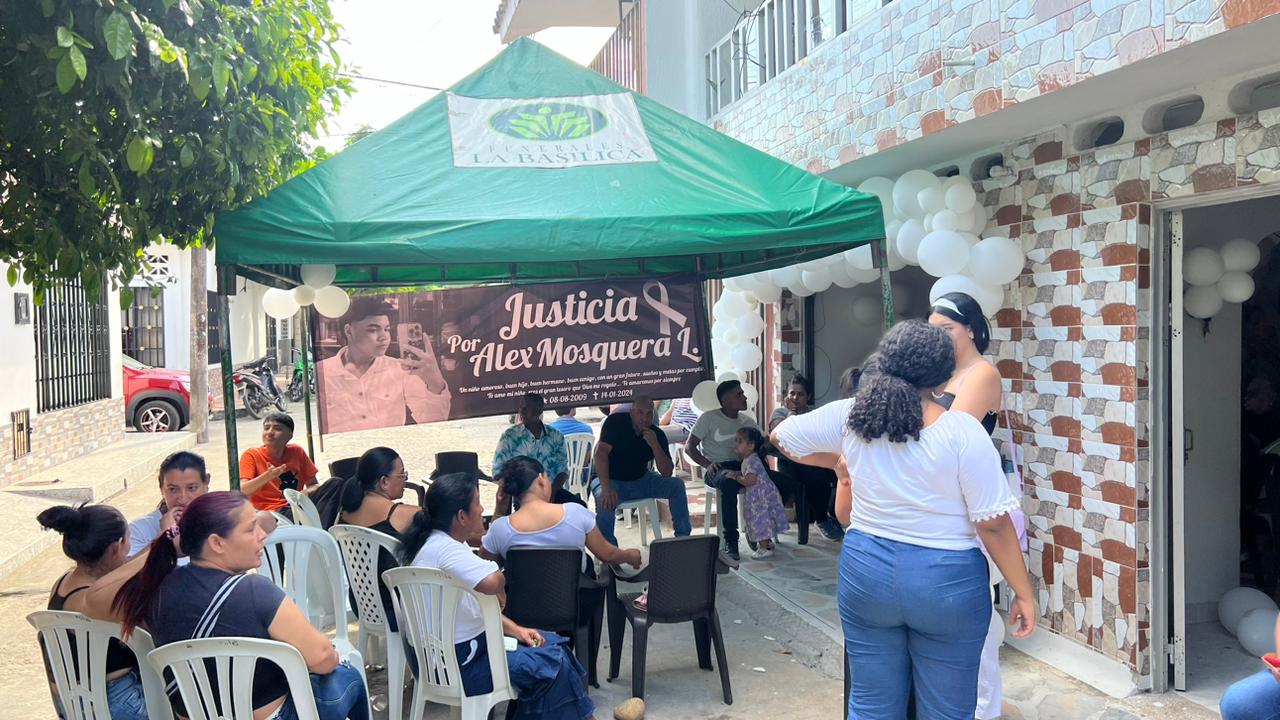 El menor fue asesinado por hombres que abordo de una motocicleta dispararon contra su humanidad.