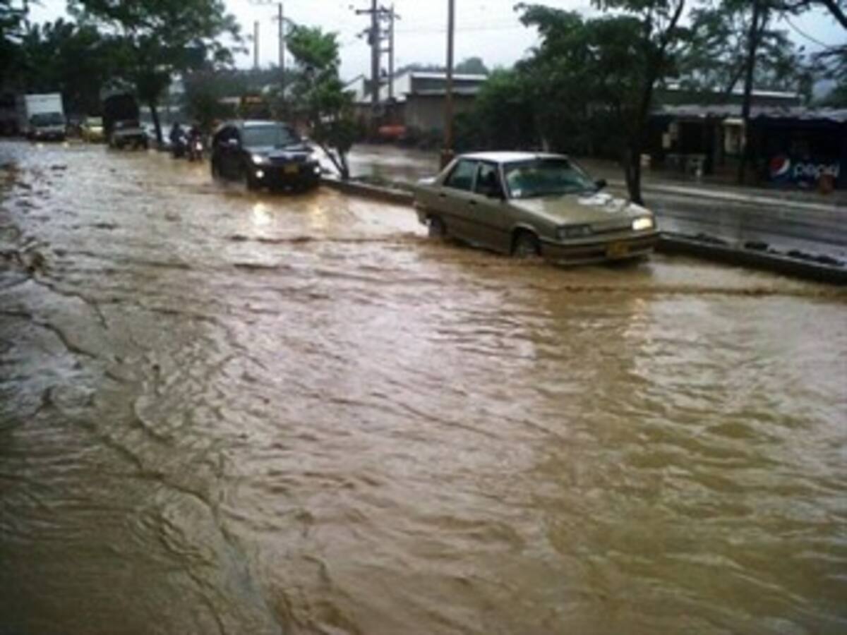 Cerrada la vía Suba – Cota por riesgo de desbordamiento del Río Bogotá