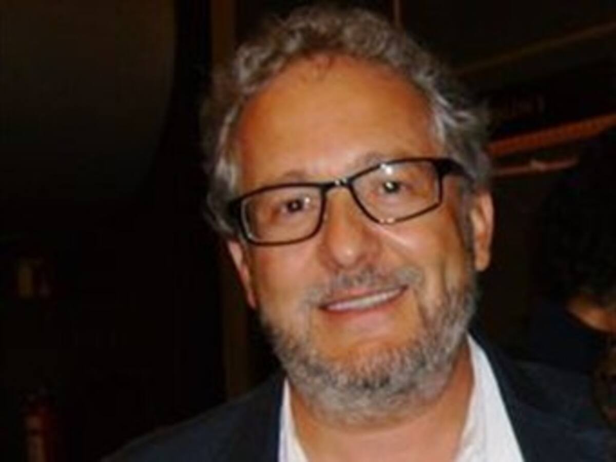 Héctor Abad gana el premio de Casa de América Latina en Portugal