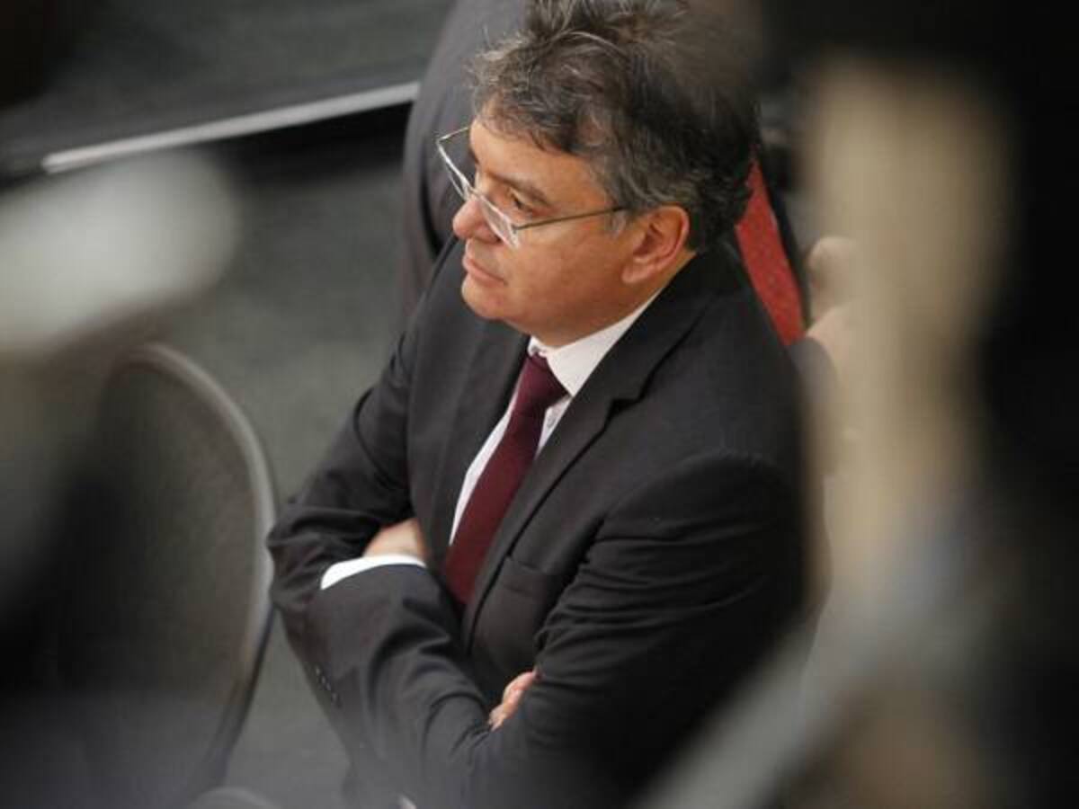 Gobierno anuncia una "política de austeridad inteligente"