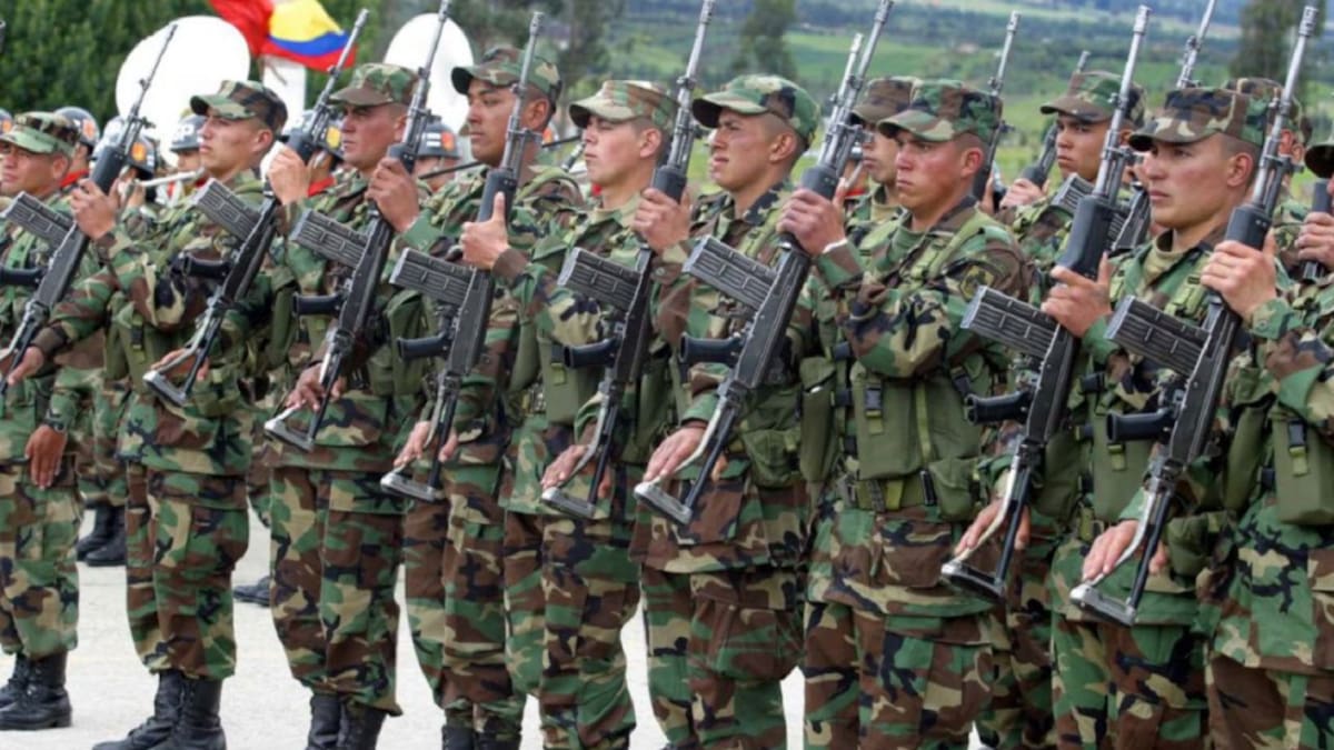 ¿Cuánto le pagan a los que prestan servicio militar en Colombia? Este y otros beneficios