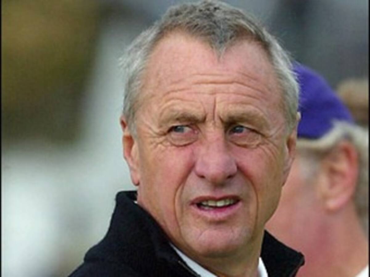 Johan Cruyff presentado como nuevo asesor de Chivas de Guadalajara