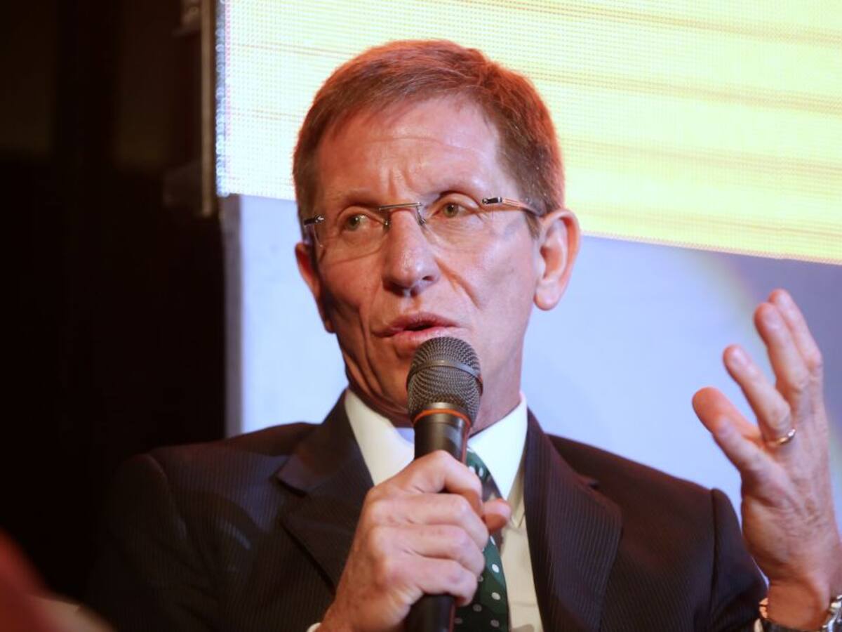 Gobierno capacitará a excombatientes en técnicas de autoprotección