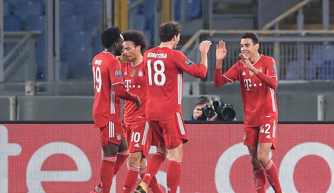 Bayern Munich goleó 4-1 a Lazio en los octavos de final de la Champions League.
