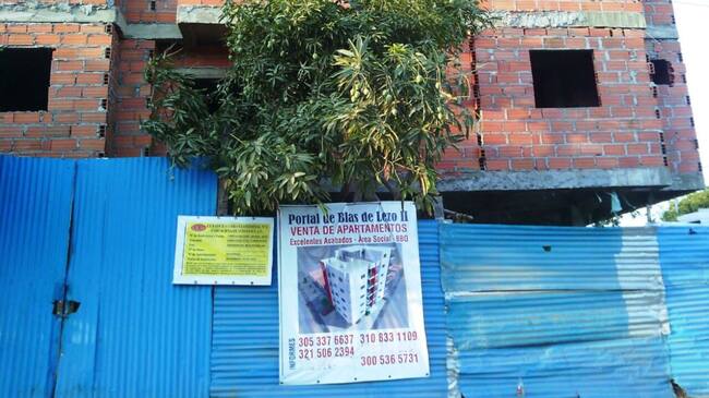 Se trata de extrabajadores de las Alcaldías Locales Dos y Tres quienes omitieron las normas de construcción en sus zonas